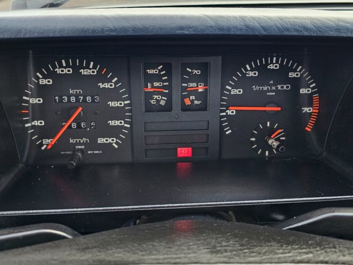 Audi 80 CC 1.8L 90ch Bleu azur métallisé - 18