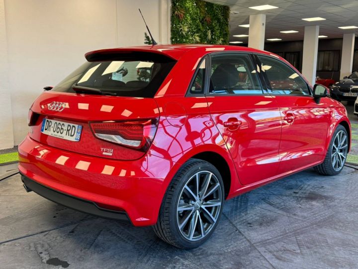 Audi A1 1.0 TFSI 95ch ultra Ambition Luxe S tronic 7 ROUGE - 2