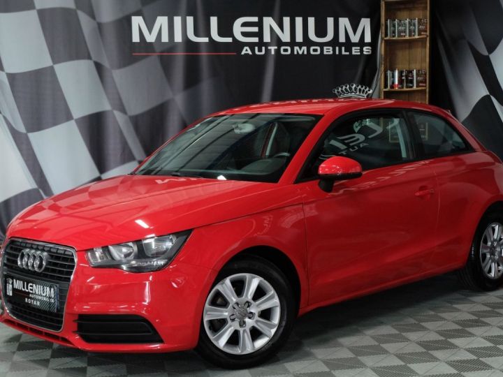 Audi A1 1.2 TFSI 86CH ATTRACTION Rouge - 1