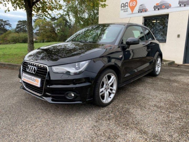 Audi A1 1,4 TFSI 185CV S-LINE STRONIC     Essence NOIR - 3