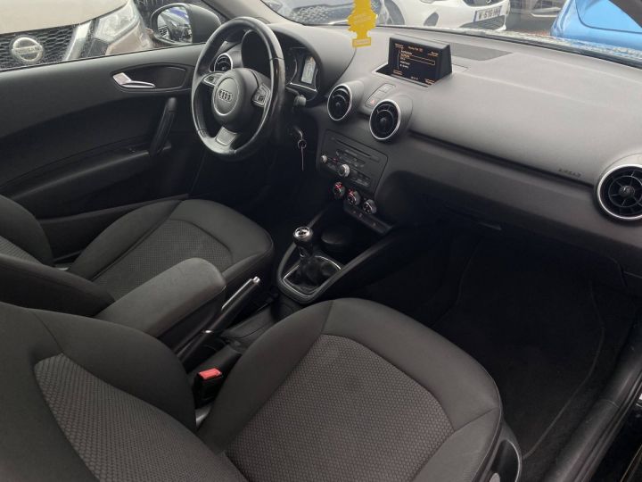 Audi A1 1.6 TDI 105ch FAP Ambiente NOIR - 11