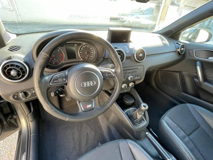 Audi A1 1.6 TDI 105ch FAP S line GRIS FONCE - 17