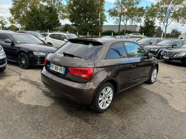 Audi A1 16 tdi 105 ch ambition Marron - 4