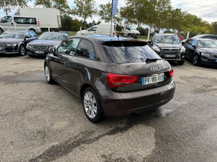 Audi A1 16 tdi 105 ch ambition Marron - 5