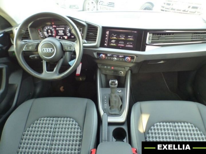 Audi A1 35 TFSI S TRONIC BLANC PEINTURE METALISE  Occasion - 5