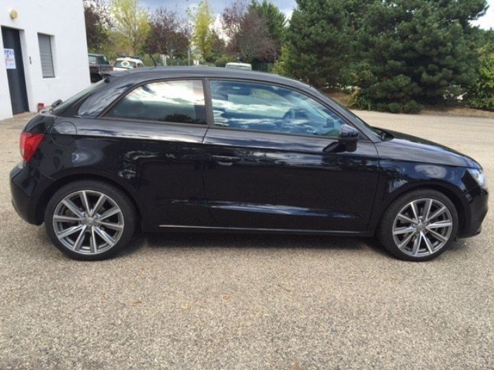 Audi A1 AMBITION LUXE 1.6 TDI 105CV     Diesel NOIR - 21