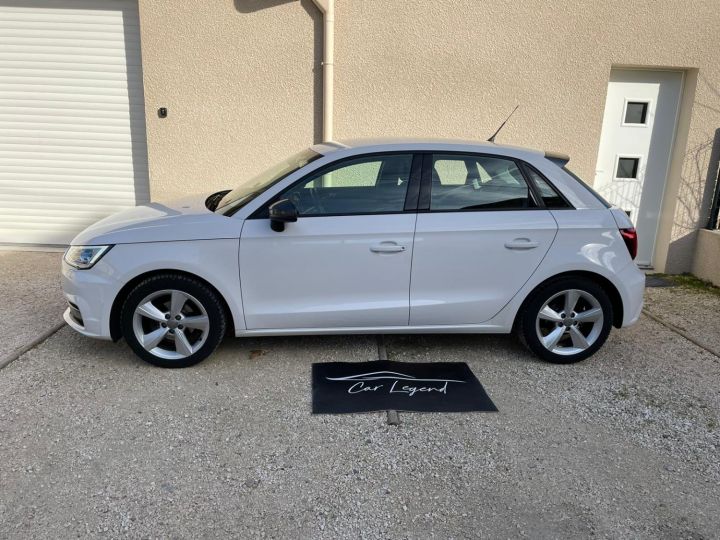 Audi A1 Sportback 1.0 TFSI 95ch ultra Ambiente  - 2