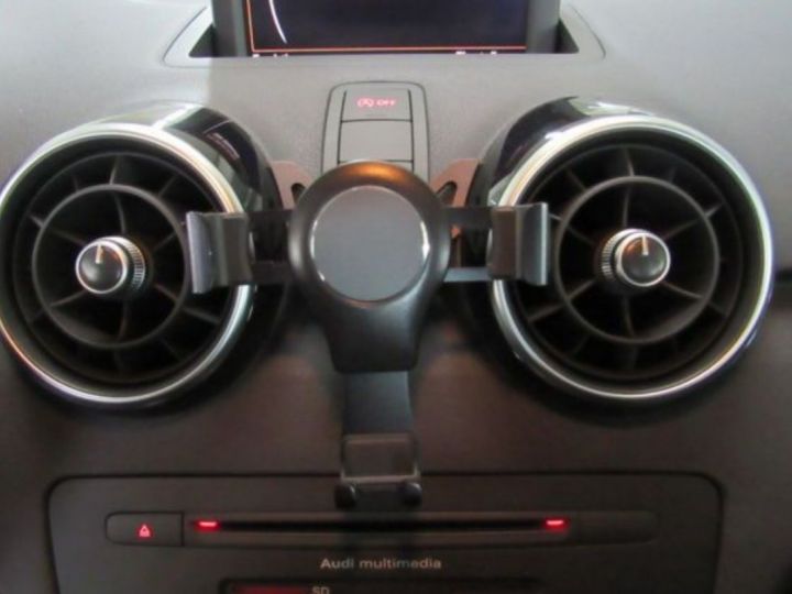 Audi A1 Sportback 1.2 TFSI 86 Ambition *BM*10/2012 noir métal - 14