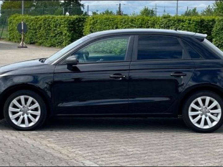 Audi A1 Sportback 1.2 TFSI 86 Ambition *BM*10/2012 noir métal - 7