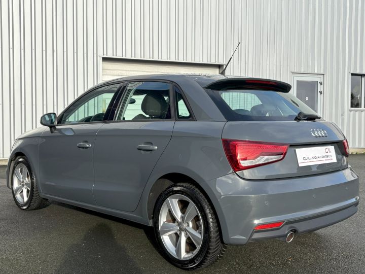 Audi A1 Sportback 1.4 TDI 90ch ULTRA AMBITION Gris - 8