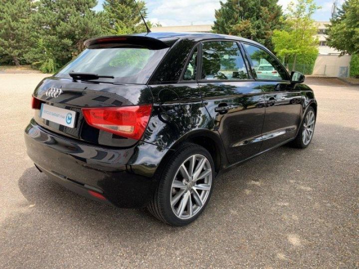 Audi A1 Sportback 1.4 TFSI 122 AMBITION LUXE S TRONIC      Essence NOIR - 23