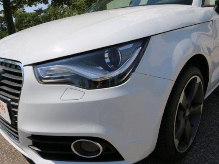 Audi A1 Sportback 1.6 TDI 90CV S-TRONIC AMBITION     Diesel BLANC - 5