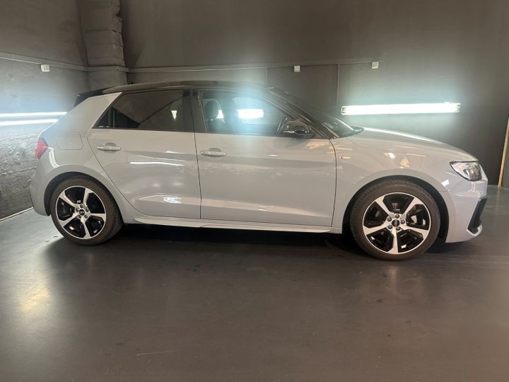 Audi A1 Sportback GRIS - 4