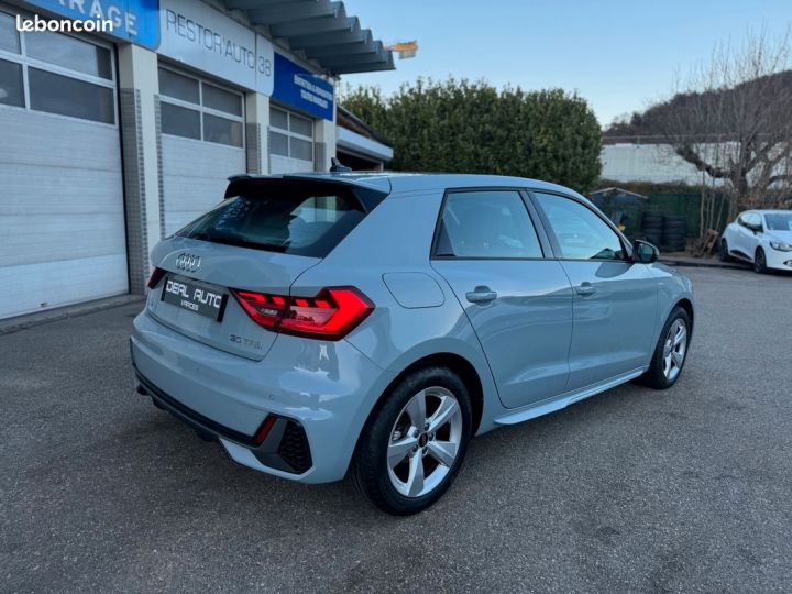 Audi A1 Sportback 30 TFSI 110ch S line tronic 7 Gris - 3