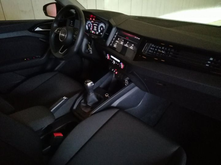 Audi A1 Sportback 30 TFSI 116 CV SLINE Gris - 7