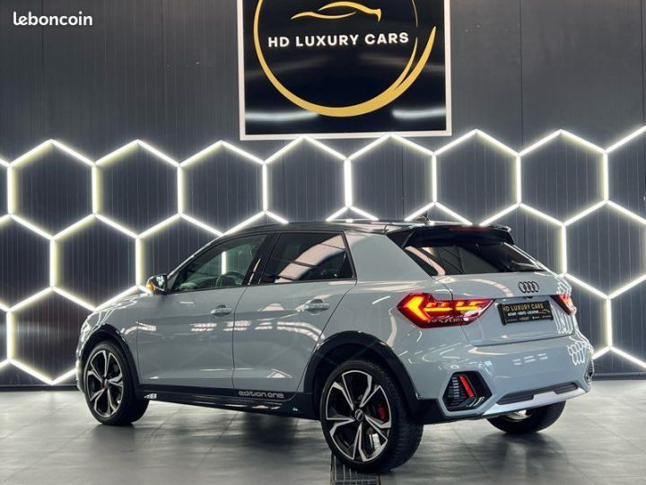 Audi A1 Sportback 30 TFSI S line Citycarver Edition One-CARPLAY-SIEGES CHAUFFANTS-INTERIEUR LED Gris - 3