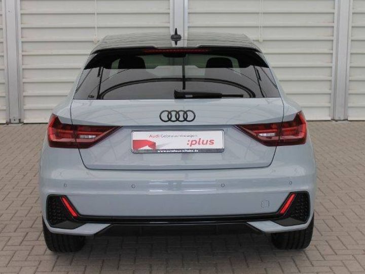 Audi A1 Sportback 35 TFSI S-TRONIC S-line Gris Nacré - 4