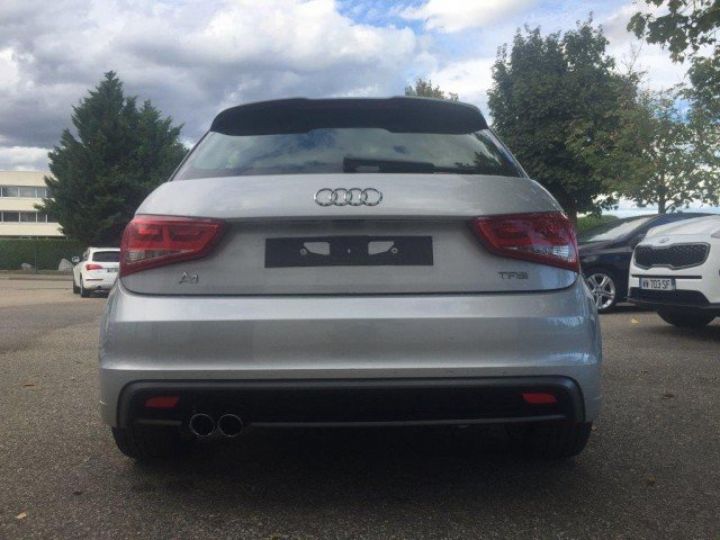 Audi A1 Sportback S-LINE 1.4 TFSI 185 CV STRONIC     Essence GRIS ALUMINIUM - 22