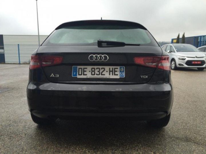 Audi A3 1.6 TDI 105cv DPF BUSINESS LINE S-TRONIC7     Diesel NOIR - 22