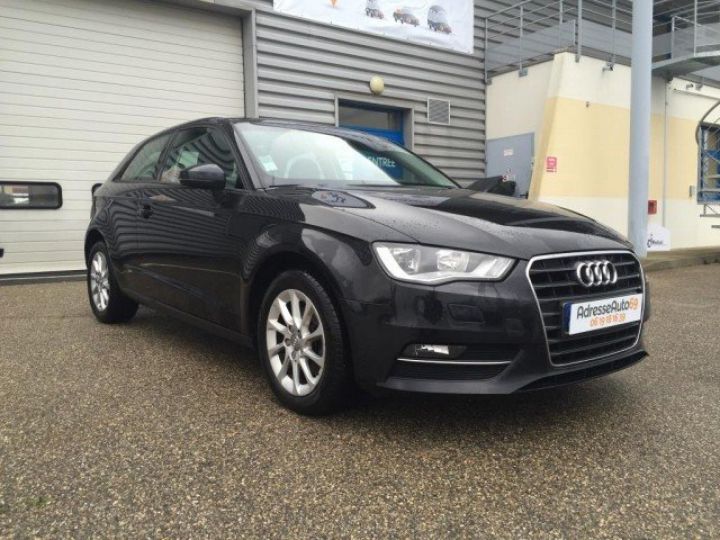 Audi A3 1.6 TDI 105cv DPF BUSINESS LINE S-TRONIC7     Diesel NOIR - 28