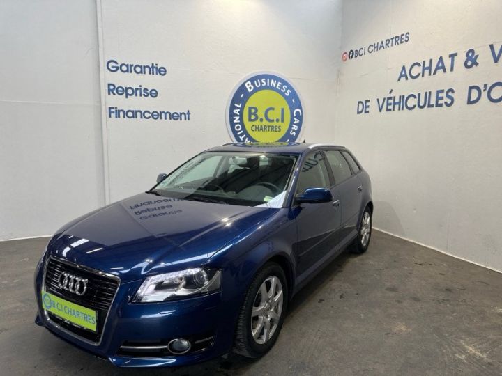 Audi A3 1.6 TDI 90CH DPF AMBITION 5 pts Bleu - 2