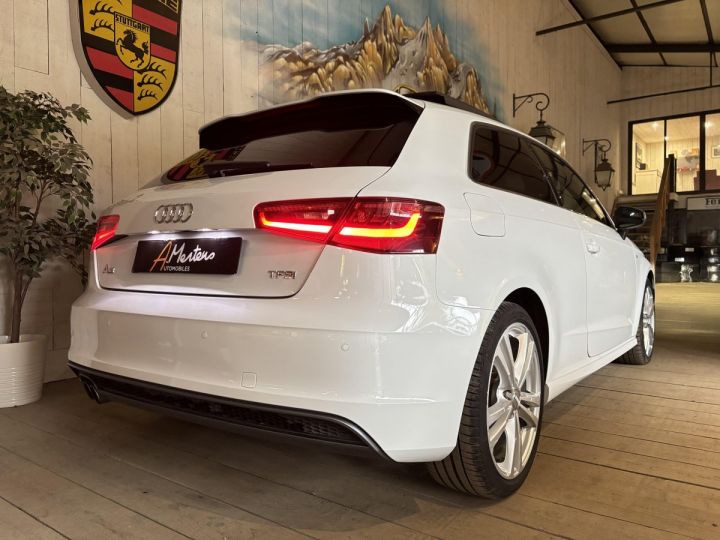 Audi A3 1.8 TFSI 180 CV SLINE S-TRONIC Blanc - 13