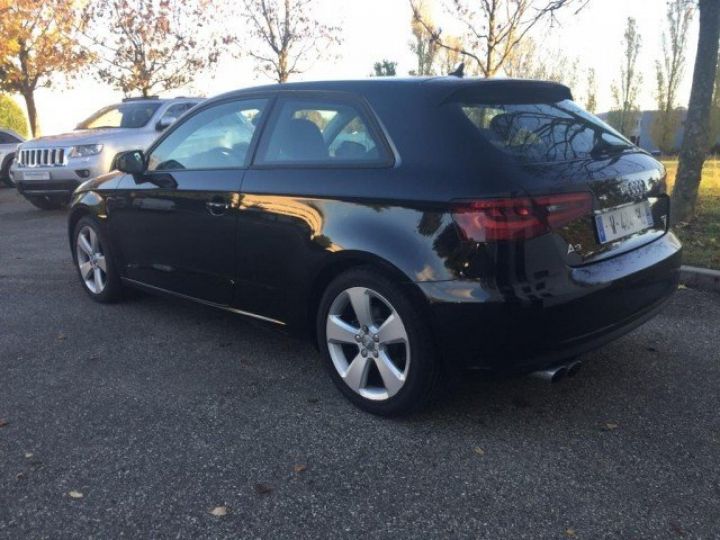 Audi A3 2.0 TDI 150cv AMBITION BVM6     Diesel NOIRE - 24