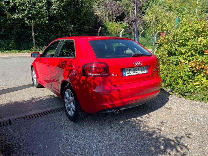 Audi A3 2.0 TDI 16V Rouge Laqué - 11