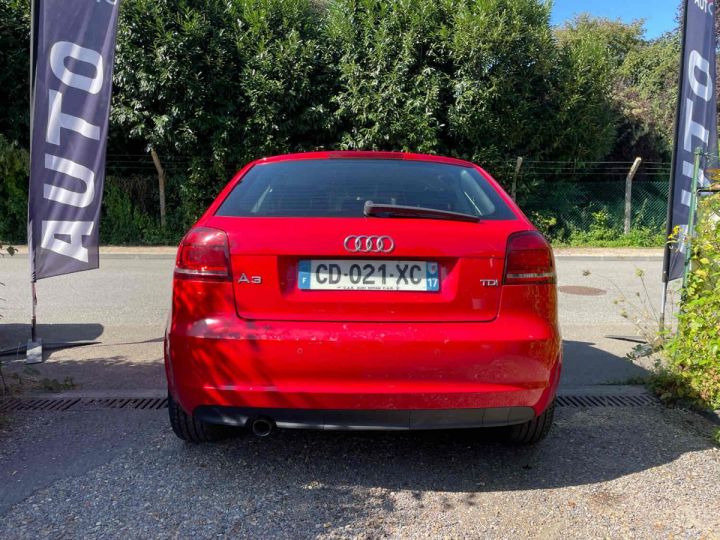 Audi A3 2.0 TDI 16V Rouge Laqué - 12