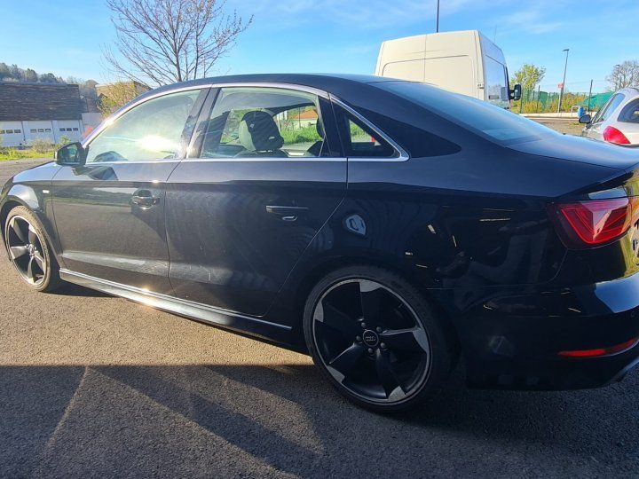 Audi A3 Berline 2.0 TDI 184 Ch Quattro S-Line S-Tronic 6 B&O / 01 Noir Métallisée - 2