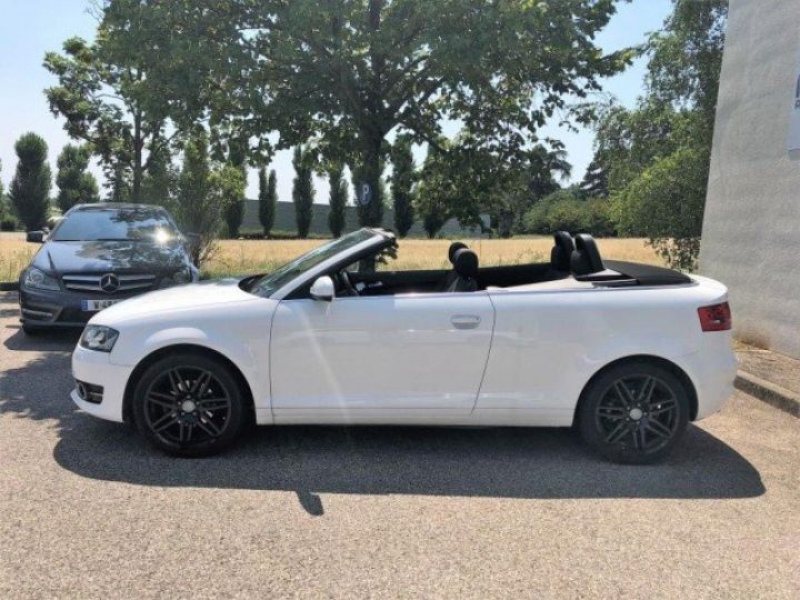 Audi A3 Cabriolet 1.6 TDI 105CV BVM6     Diesel BLANC - 4