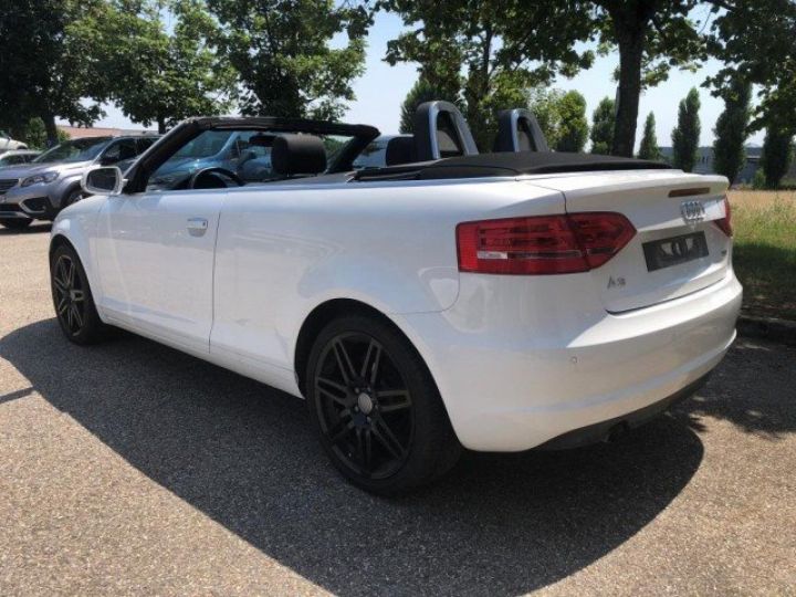 Audi A3 Cabriolet 1.6 TDI 105CV BVM6     Diesel BLANC - 13