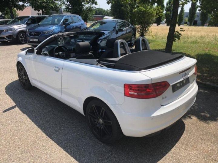 Audi A3 Cabriolet 1.6 TDI 105CV BVM6     Diesel BLANC - 14