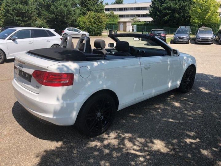 Audi A3 Cabriolet 1.6 TDI 105CV BVM6     Diesel BLANC - 15