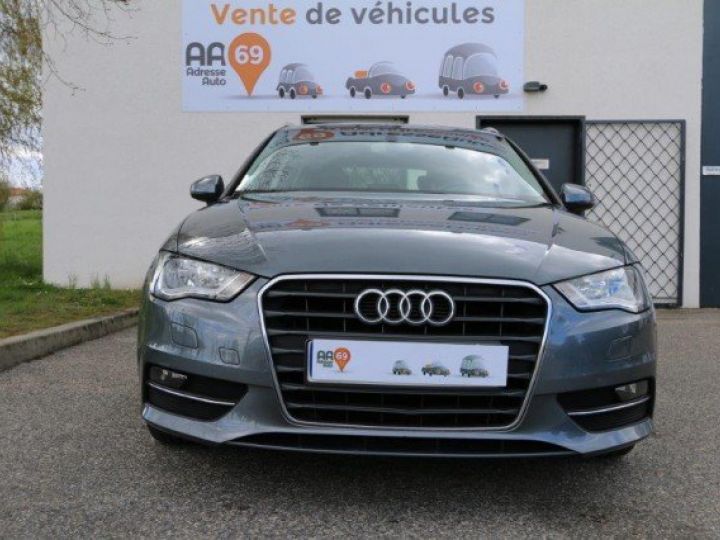 Audi A3 Sportback 1.4 TFSI 150 ULTRA S-TRONIC7 5P     Essence GRIS DAYTONA - 2