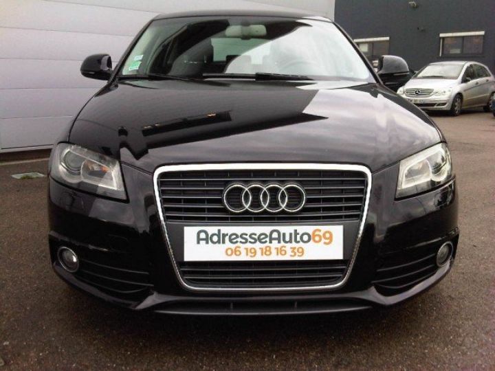 Audi A3 Sportback 1.6 TDI 105 CV STREAMLINE      Diesel NOIR - 2