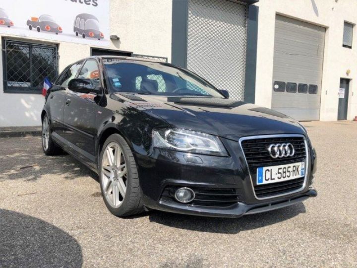 Audi A3 Sportback 1.6 TDI 105 S-LINE      Diesel NOIR - 1