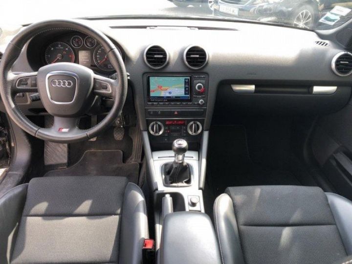 Audi A3 Sportback 1.6 TDI 105 S-LINE      Diesel NOIR - 8