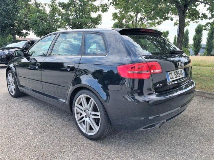 Audi A3 Sportback 1.6 TDI 105 S-LINE      Diesel NOIR - 19