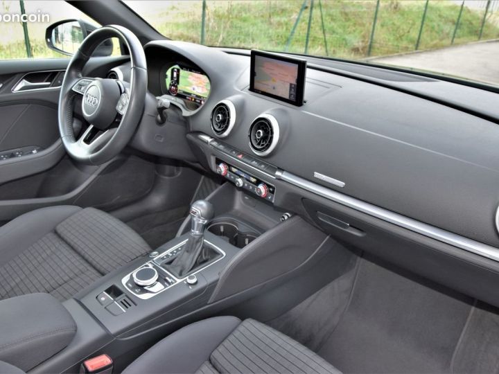 Audi A3 Sportback 1.6 TDi 115 VIRTUAL COCKPIT TOIT OUVRANT LED KEYLESS GO Noir - 8