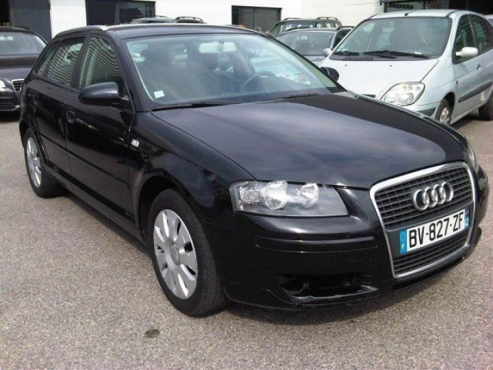 Audi A3 Sportback 1.9 TDI 105cv AMBIENTE      Diesel NOIR - 1