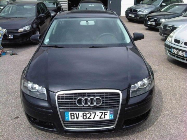 Audi A3 Sportback 1.9 TDI 105cv AMBIENTE      Diesel NOIR - 2