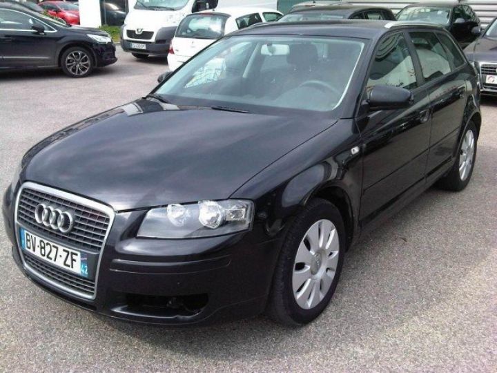 Audi A3 Sportback 1.9 TDI 105cv AMBIENTE      Diesel NOIR - 3