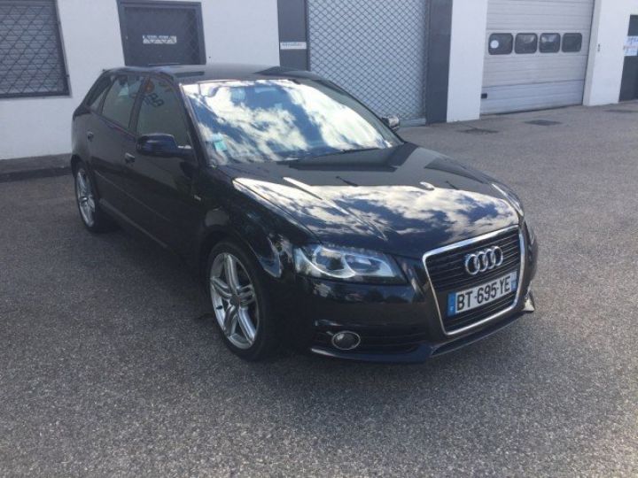 Audi A3 Sportback 2.0 TDI 140 CV S-TRONIC S-LINE     Diesel NOIR - 28