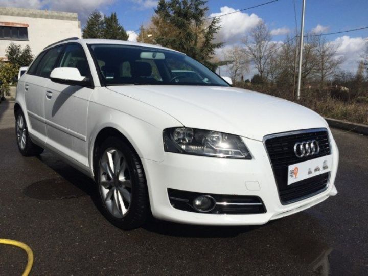 Audi A3 Sportback 2.0 TDI 140cv AMBITION BV6     Diesel BLANCHE - 1