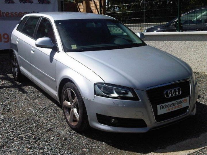 Audi A3 Sportback 2.0 TDI 140cv AMBITION LUXE     Diesel GRIS CLAIR - 1