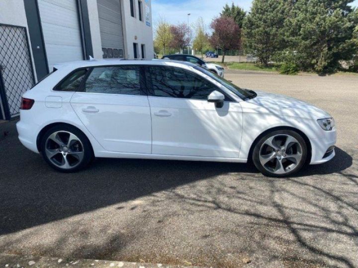 Audi A3 Sportback 2.0 TDI 150 AMBITION LUXE PACK S-LINE S-TRONIC     Diesel BLANC - 32