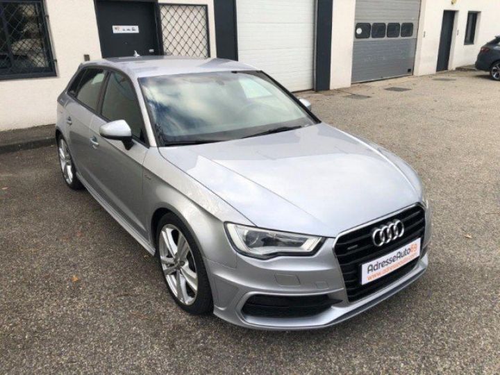 Audi A3 Sportback 2.0 TDI 150 QUATTRO S-LINE BVM6     Diesel GRIS METAL - 2