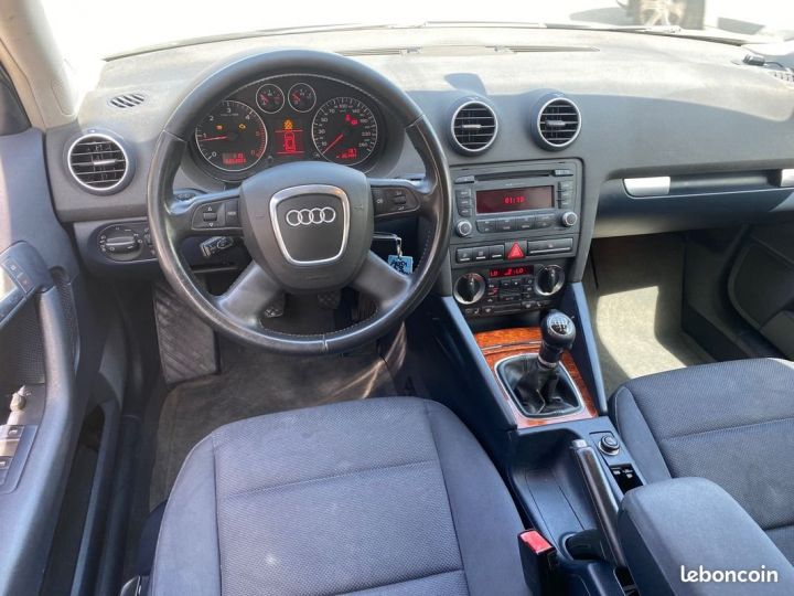 Audi A3 Sportback 2.0 TDI 170 Quattro Ambiente Gris - 3