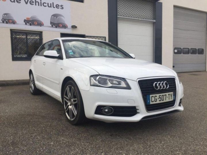 Audi A3 Sportback 2.0 TDI 170cv S-LINE BVM6     Diesel BLANCHE - 1